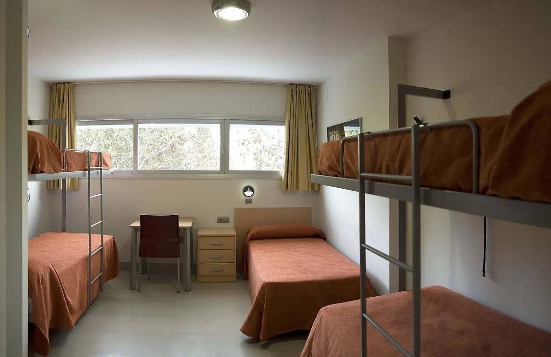 Albergue Inturjoven Sevilla-1